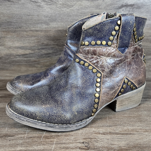 Circle G Western Boho Studded Distressed Ankle Boots Blue Tan Star By Coral Sz 6 - Picture 2 of 13